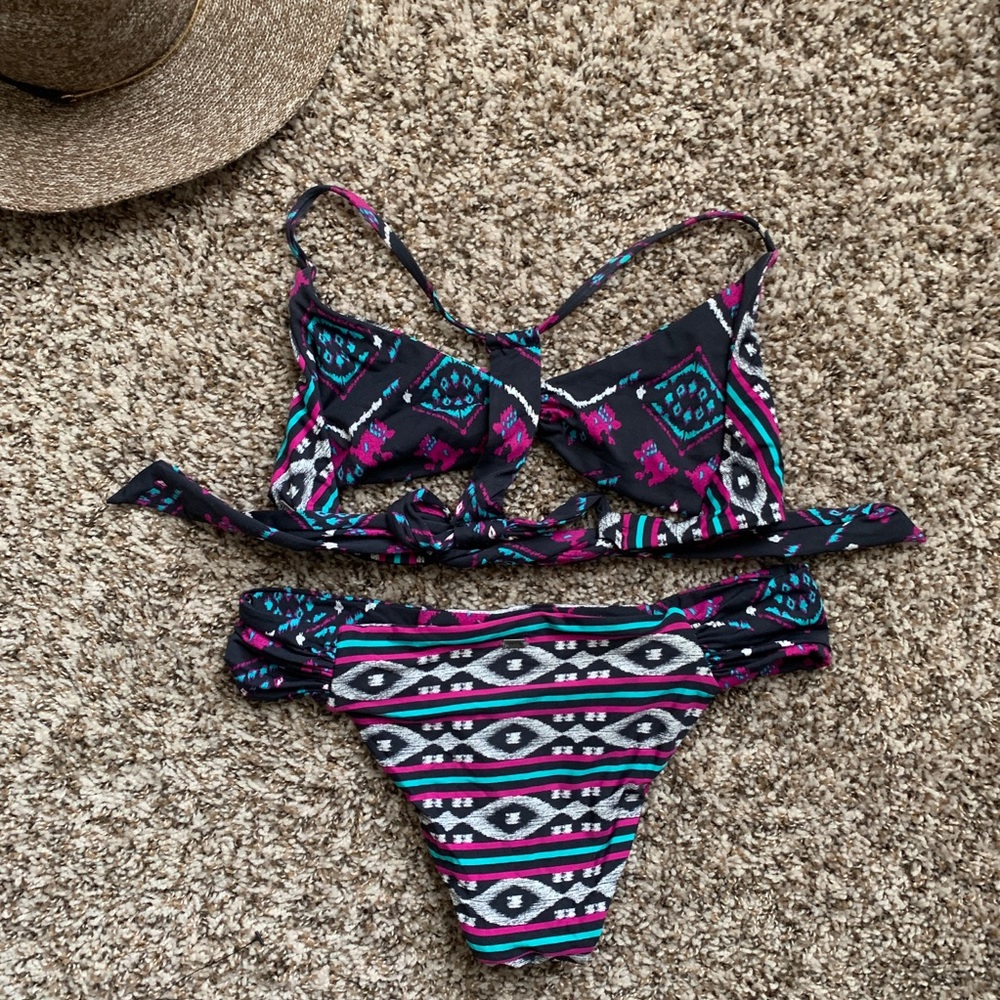 Roxy Bikini Set - image 2